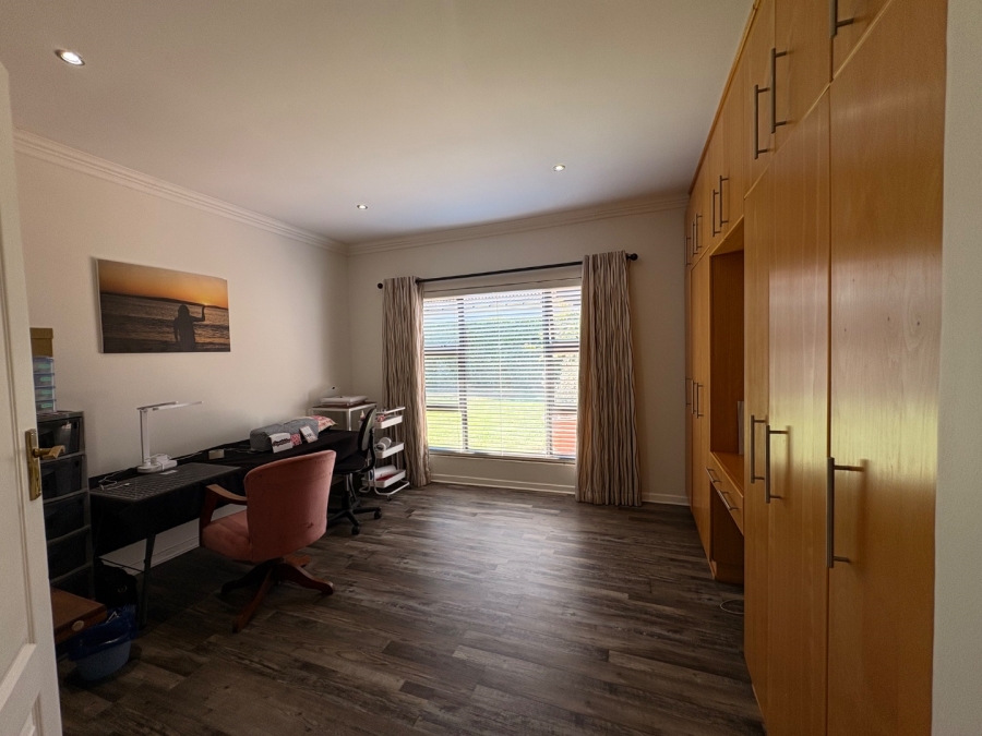 3 Bedroom Property for Sale in Wilkoppies North West